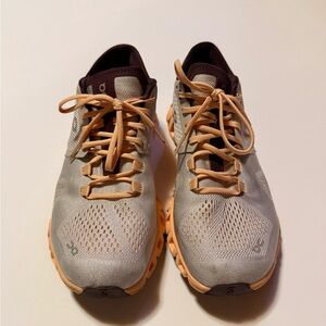 On Cloud Running Sneakers